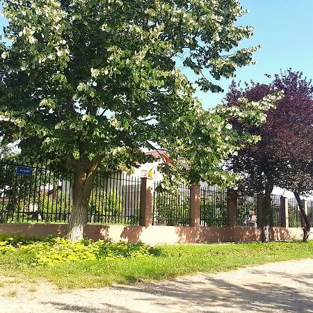 Nobless Villa Mereni  Exterior foto